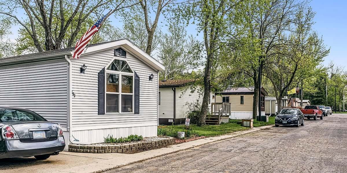 Classic single-wide manufactured home
